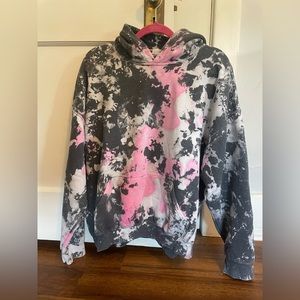 LF tie dye sweatshirt one size